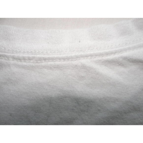 Cool Graphic Tee with Palm Trees and Mi28 Design - Picture 6 of 6